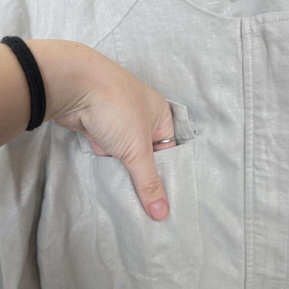 Chico's Silver 100% Linen 3/4 Sleeve Zip Up Quiet Luxury Going Out Jacket Sz 8 - Picture 3 of 9